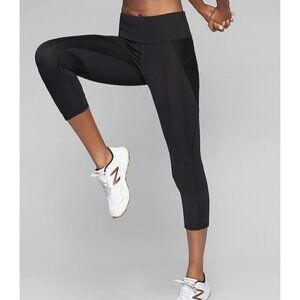 Athleta Stealth Capri 19" - S Black